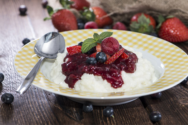 Arroz-Doce com Maçã e Morango