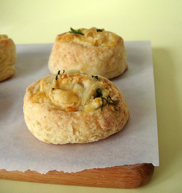 Enroladinhos de queijo