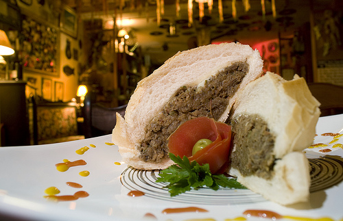 Sanduíche de Carne Louca