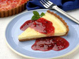 Cheesecake ao Molho de Frutas Vermelhas