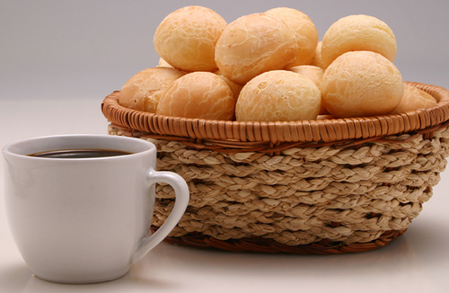 Pão de queijo mineiro