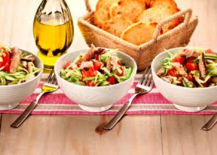 Salada de abobrinha com sardinha