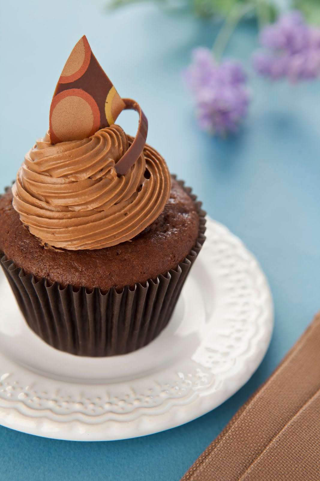 Cupcake com ganache de chocolate