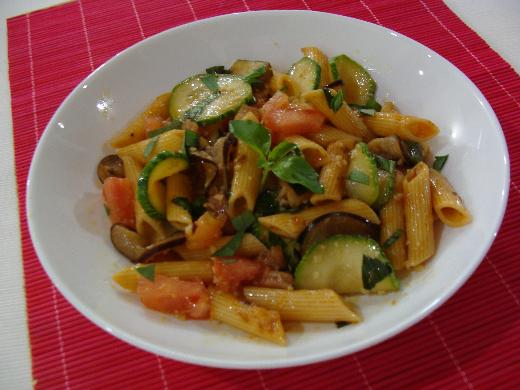 Penne ao molho de legumes