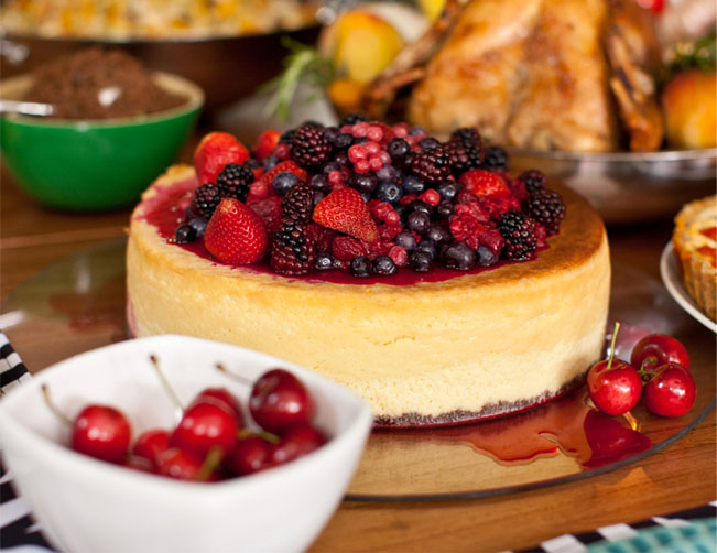 Cheesecake de Chocolate Branco com Frutas Vermelhas