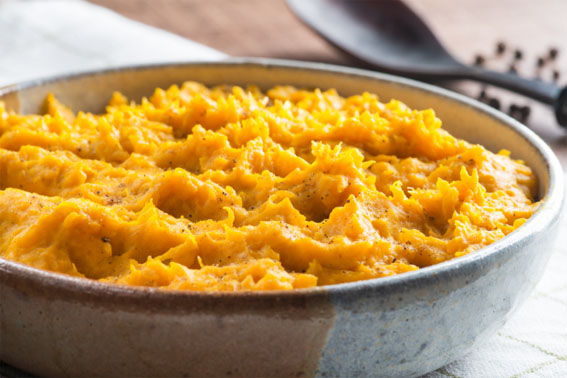 Purê de Abóbora Cabotiã com Cominho e Pimenta-do-Reino