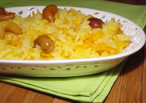 Arroz com castanha de caju