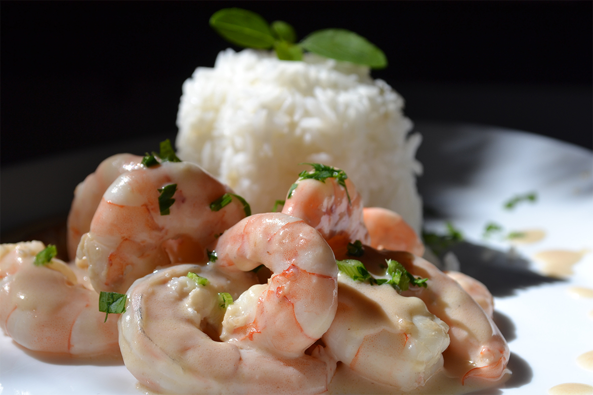 Receita Arroz com Camarão ao Conhaque e Béchamel