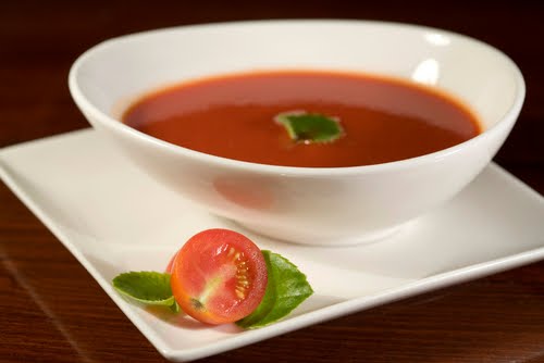 Sopa de Tomate e Queijo Minas Frescal