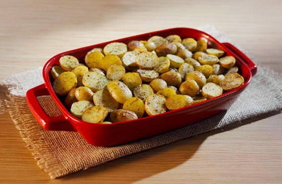 Batatas na manteiga com pimenta do reino