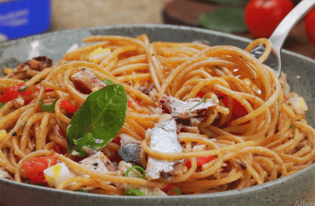 Espaguethi e sardinha
